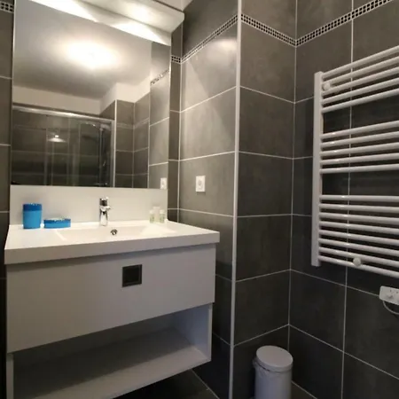 - Opaline Liberation 2 Chambres Apartmán